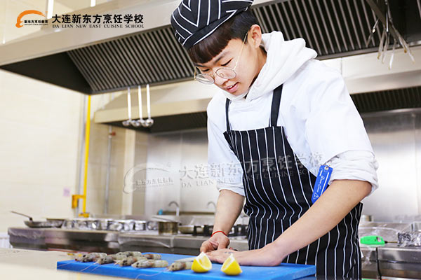 【新生故事】大连新东方-李明岳
