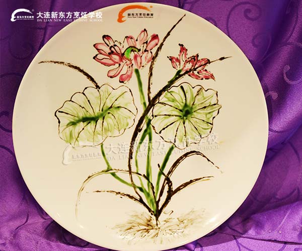 厨师能把水变“牛奶”？