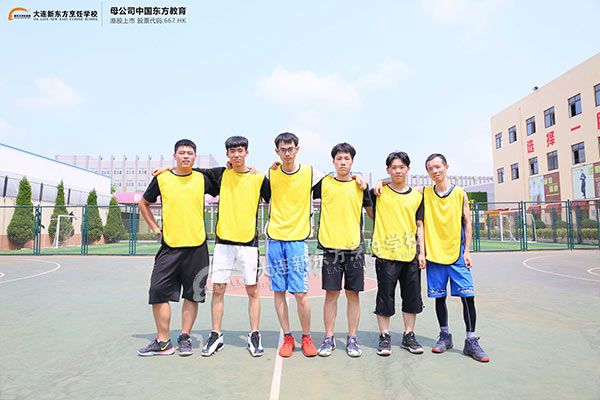 篮球比赛开始啦！
