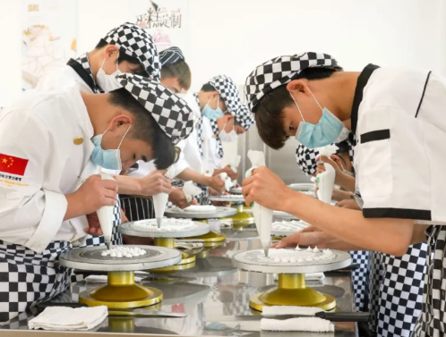 话题｜学厨师没有基础，难不难？